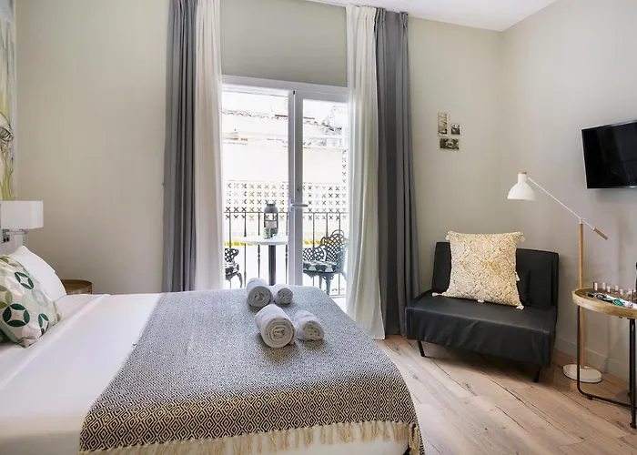 Nocleg ze śniadaniem Sitgesnextdoor 3*